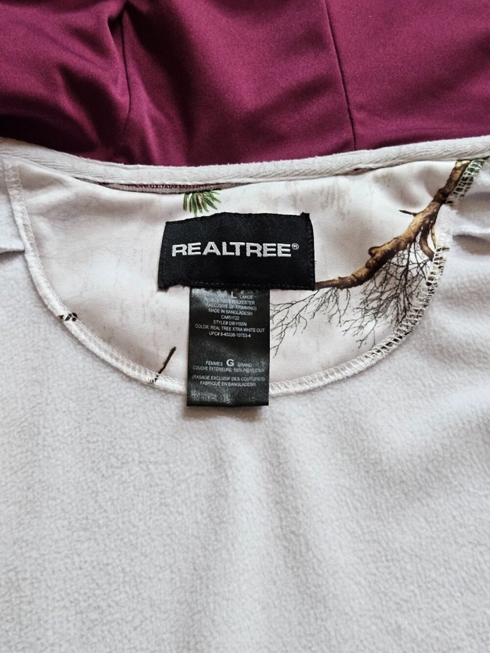 Women's Realtree Xtra Colors White Out Camo Hoodie Maroon White Accents Size L - Picture 8 of 10
